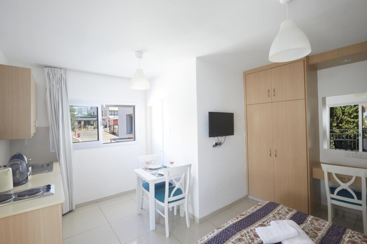 Appartamento Napa Nest Ayia Napa Esterno foto